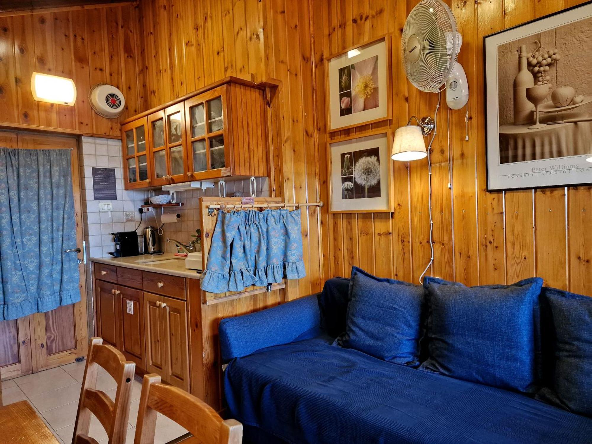 Ohn-Bar Guesthouse อามิริม ภายนอก รูปภาพ