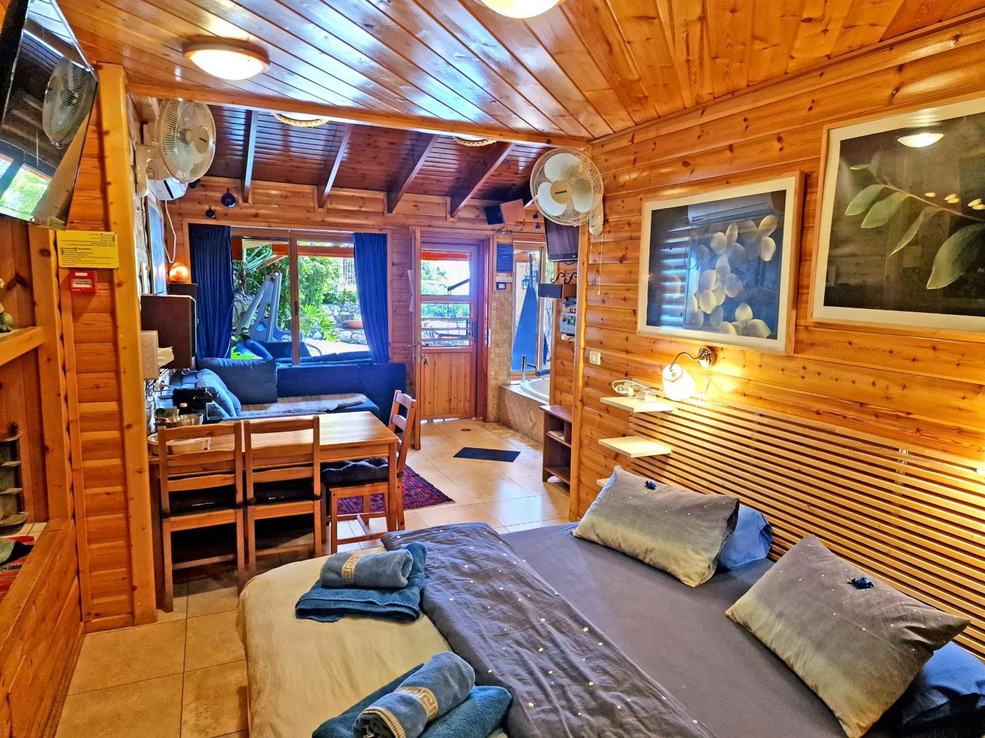 Ohn-Bar Guesthouse อามิริม ภายนอก รูปภาพ