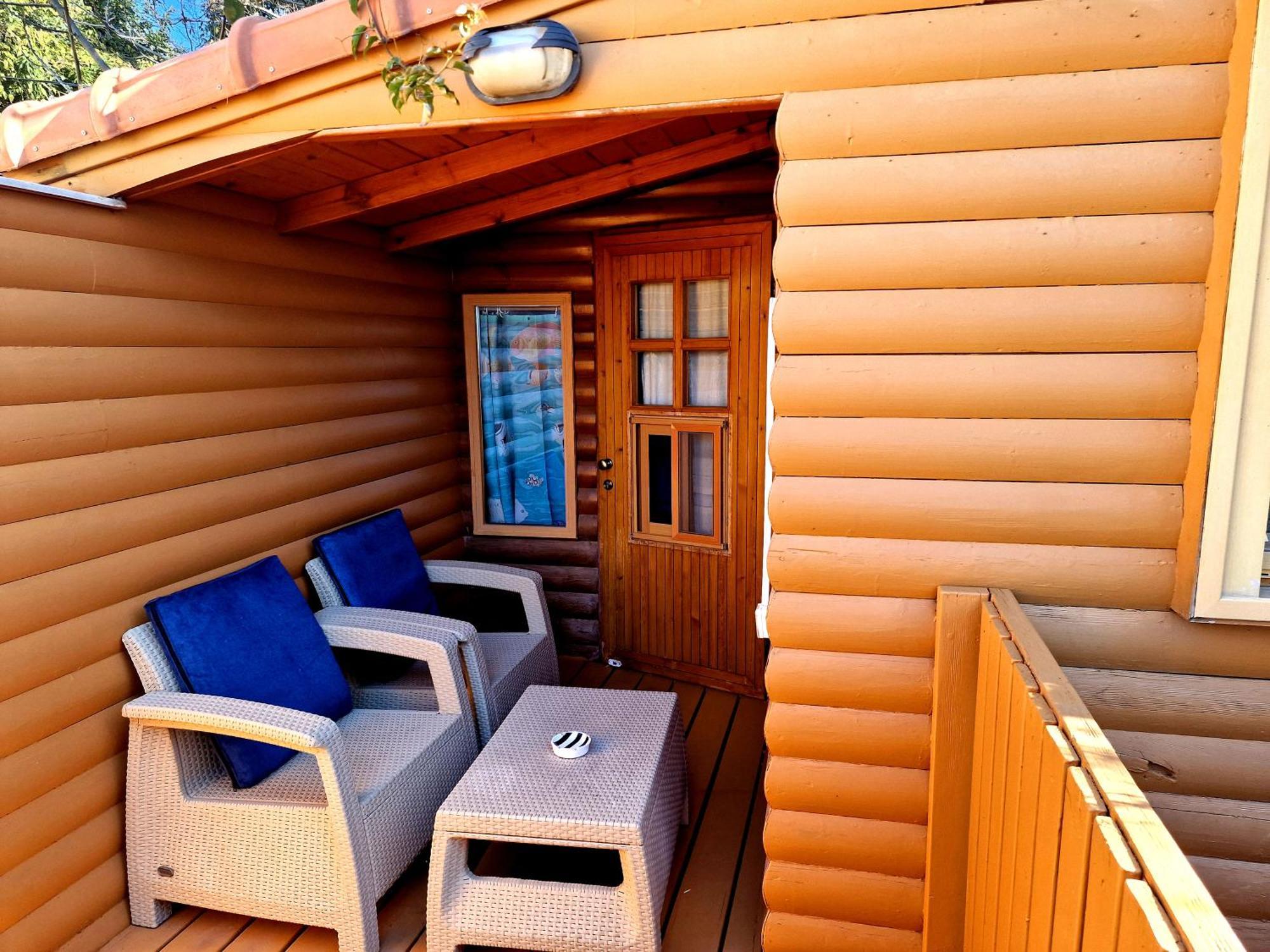 Ohn-Bar Guesthouse อามิริม ภายนอก รูปภาพ