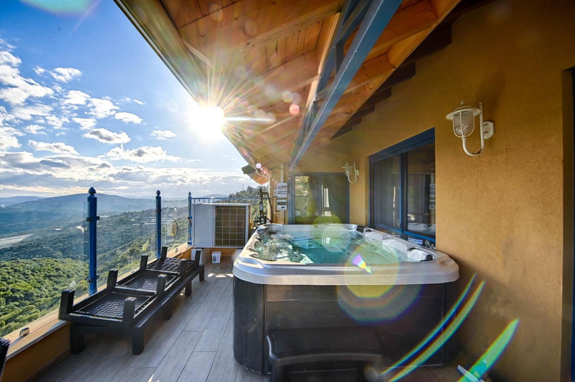 Ohn-Bar Guesthouse อามิริม ภายนอก รูปภาพ